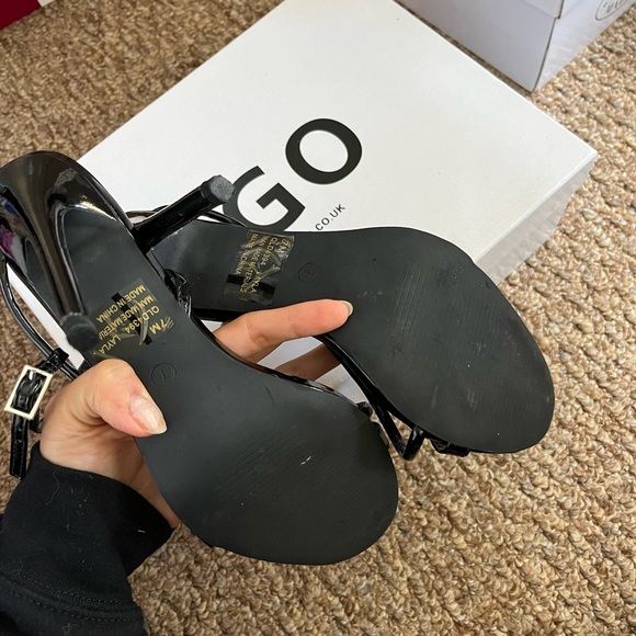 EGO faux leather straps heels - Picture 3 of 3